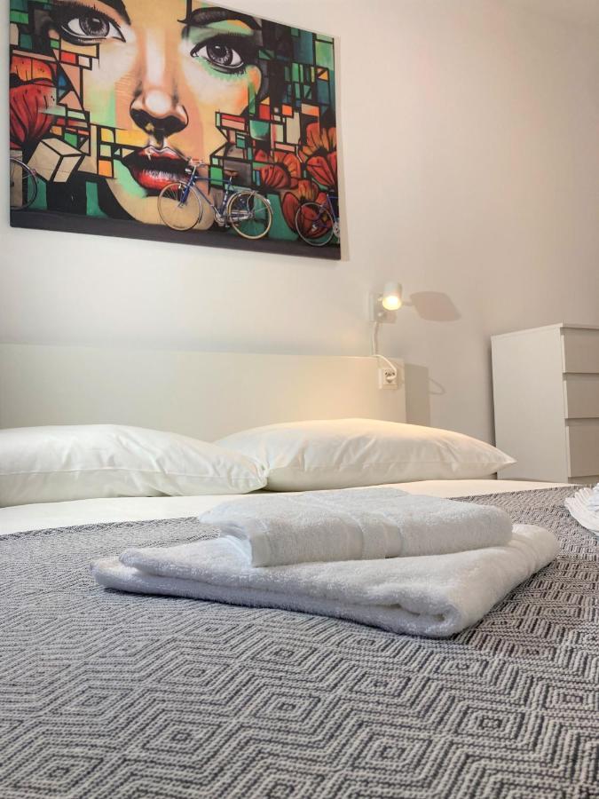 Carillon By Bestchoice - Old - Self Check-in With Parking Option Appartement Graz